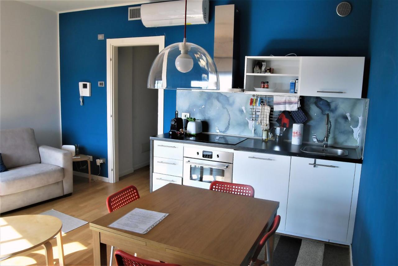 Apartmán Modern & Bright Flat - 2 Min From The Sea Savona Exteriér fotografie
